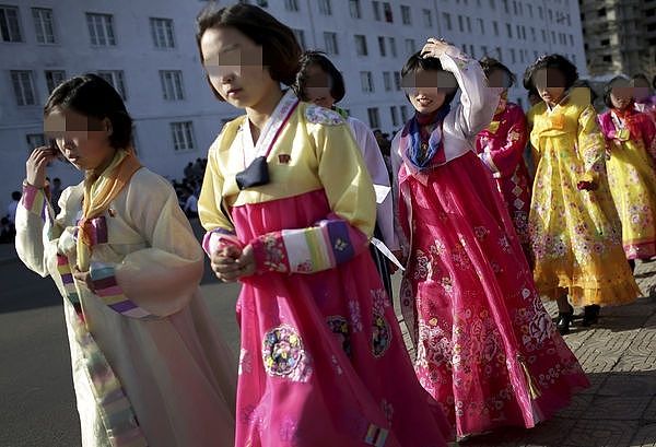 北韩2千女工在中国“软禁生活”曝！暴动打死人，惨遭处决、送劳改（图） - 1