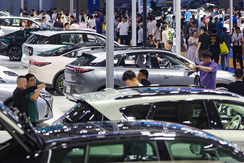 黄奇帆真敢说：中国18家上市车企利润不如一家丰田（组图） - 4