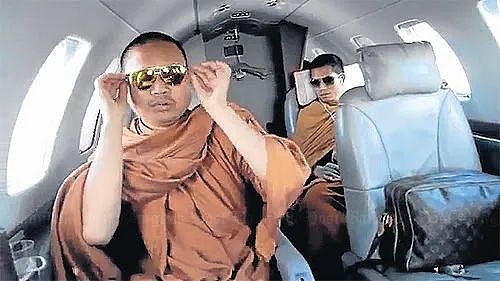 泰国“红姐”，靠啥搞定了这么多老和尚？（组图） - 7