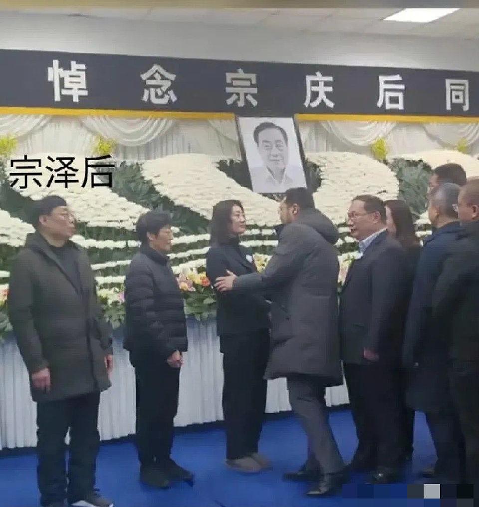 一双布鞋,三个私生子,娃哈哈私生子事件背后,杜建英终于出手了(组图) - 12