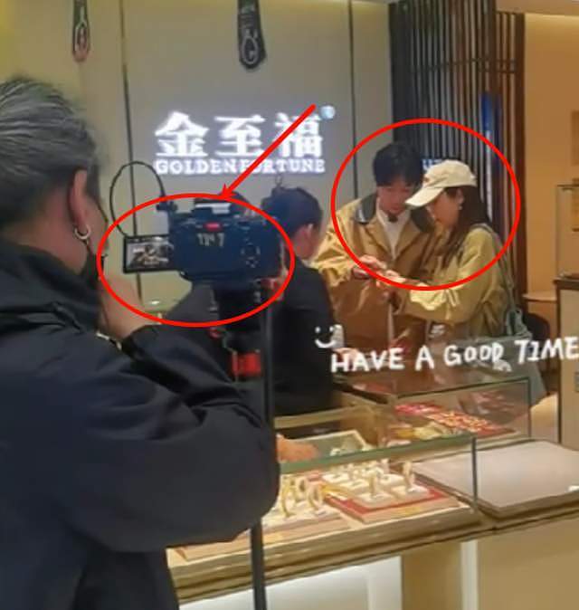 董璇自曝再婚了!二婚老公被扒是张维伊,两人6月在老家领证结婚(组图) - 20