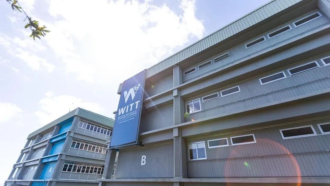车祸夺三命!两名儿童不幸遇难!撑了50年的理工学校面临危机!合并或关闭!新西兰最便宜“安息地”!各地殡葬账单!(组图) - 15