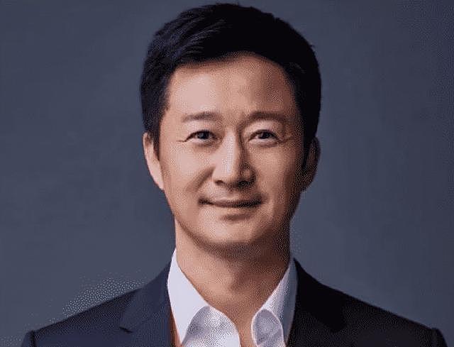立“宠妻人设”的吴京,狐狸尾巴露馅,亲手撕下“伪装”(组图) - 19