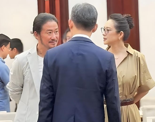 人民大会堂镜头下的明星，陈道明老了，吴京像野人，章子怡太惊艳（组图） - 7