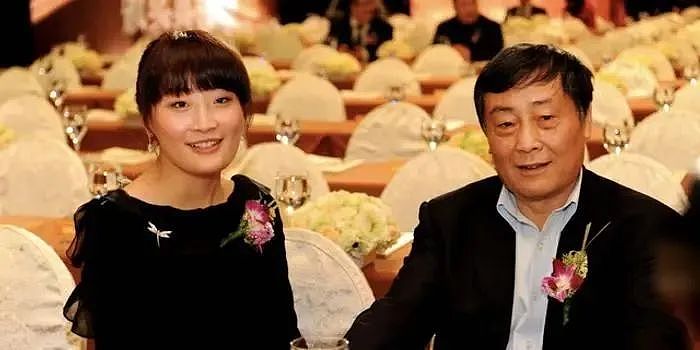 “娃哈哈“继承者大战!宗庆后三个美籍私生子曝光, 因争夺21亿美金和股份(组图) - 1