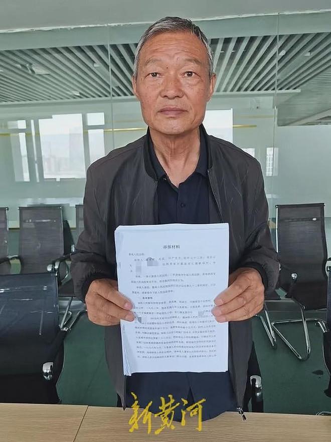 村民贷款帮政府建小学，16年后才要回本金放弃52万利息（组图） - 1