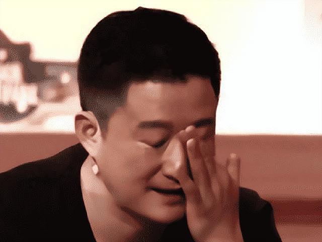 立“宠妻人设”的吴京,狐狸尾巴露馅,亲手撕下“伪装”(组图) - 1