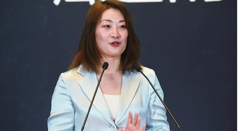 宗馥莉也曾是公关部长(组图) - 1