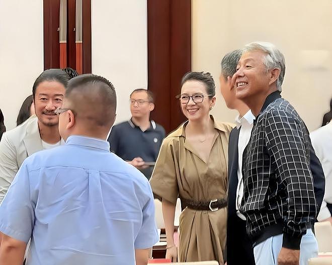 人民大会堂镜头下的明星，陈道明老了，吴京像野人，章子怡太惊艳（组图） - 11