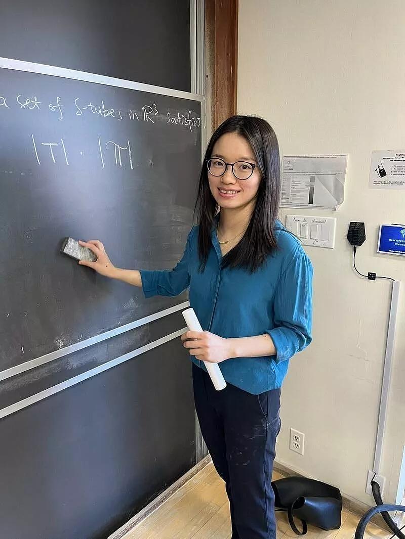 中国青年数学家王虹清华用英语授课被批“香蕉人”（图） - 1