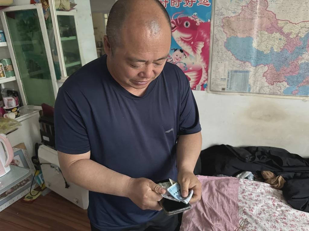 村民因与被告同名遭查封冻结600万元近一年(组图) - 1