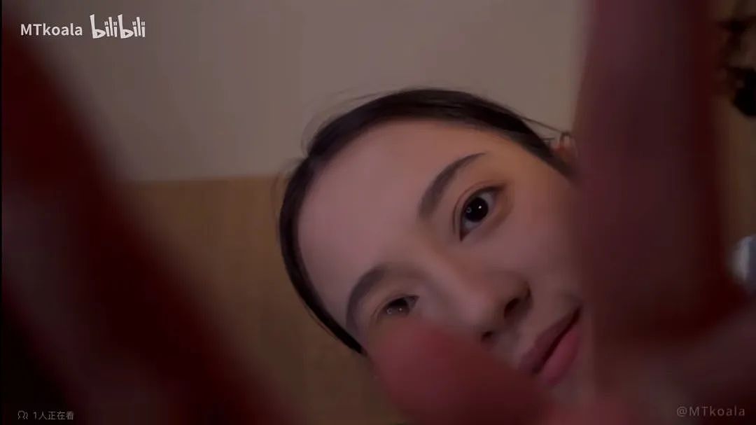 “电子安眠药”！一个女孩，哄人睡觉10年（组图） - 5