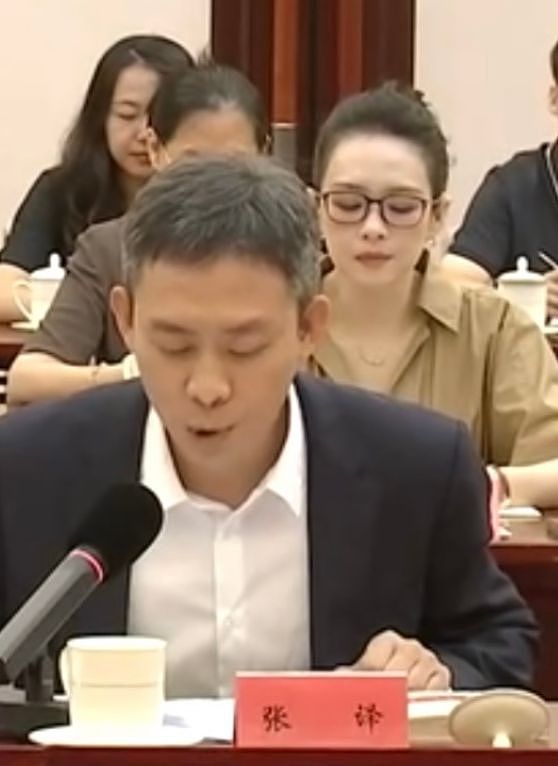人民大会堂镜头下的明星，陈道明老了，吴京像野人，章子怡太惊艳（组图） - 10