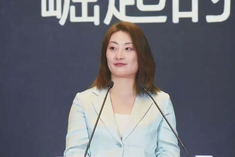 比起三个美籍孩子， 宗家百亿境外资产更值得关注（组图） - 3