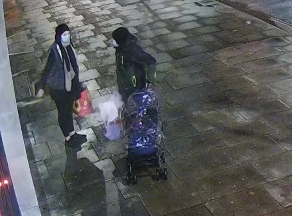 从皇室贵族到杀婴犯，富家女成了在法庭调情的疯女人？大起大落的人生...（组图） - 14