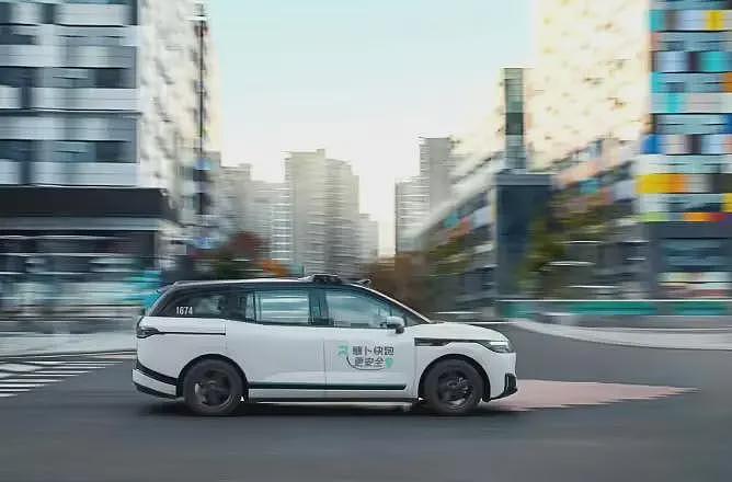 百度萝卜快跑与Uber达成战略合作，全球部署数千台无人车（图） - 1