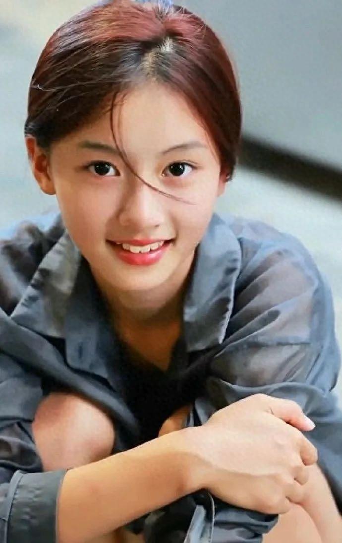 女孩撞脸张柏芝杨颖走红，她是宋祖儿接班人还是下一个奶茶妹妹？（组图） - 9