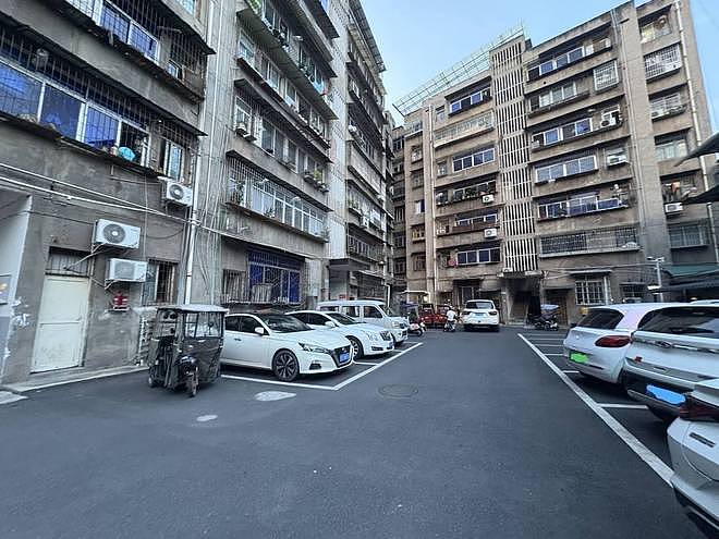黄杨钿甜“天价耳环”事件反思：一场非理性质疑与谣言苟合的网络闹剧（组图） - 12
