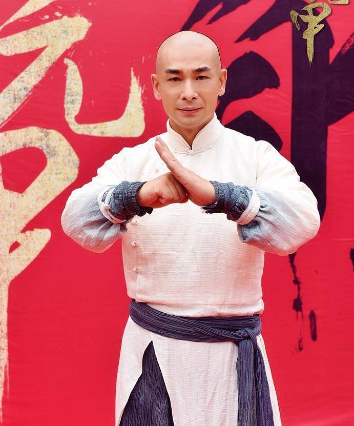赵文卓大女儿瑞士贵族学校毕业,惊艳亮相成绩优异(组图) - 4