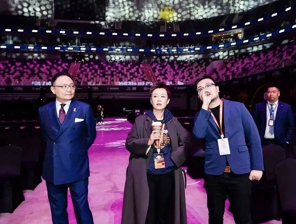 罗振宇创业搭档“脱不花”，受聘435亿市值上市公司！她17岁高中肄业北漂，18岁涉足培训给企业家讲课（组图） - 3