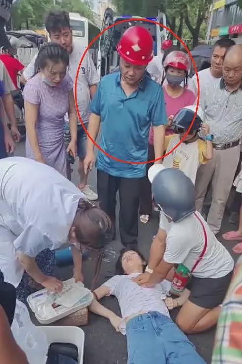 男子救人被质疑袭胸后续！质疑者被扒，漂亮身材好，是个擦边博主（组图） - 17