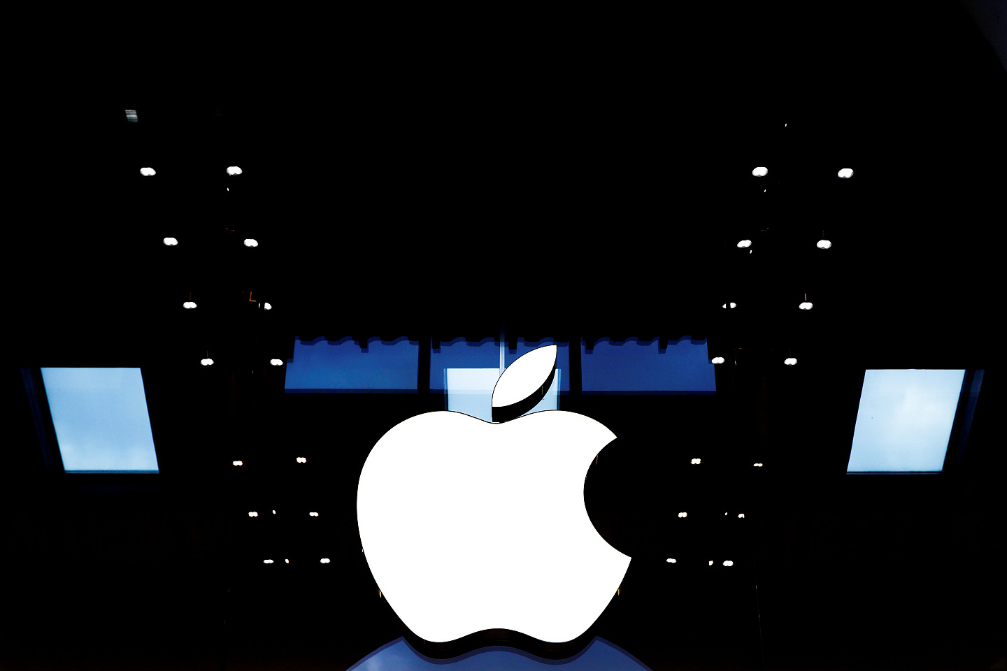 iPhone稀土不靠中国!苹果砸5亿建立美国供应链(组图) - 1