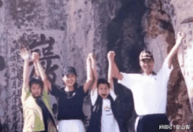 儿女都是债，闺女离婚儿子大龄单身，58岁茹萍风光背后也难逃辛酸（组图） - 19
