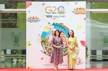 叫中国名字,娶日本妻子,5年没见的印度外长访华(组图) - 8