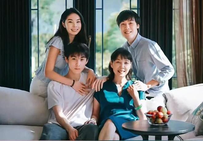 塌房！宗庆后有6个私生子，4个生母身份曝光，宗馥莉股权恐不保？（组图） - 13