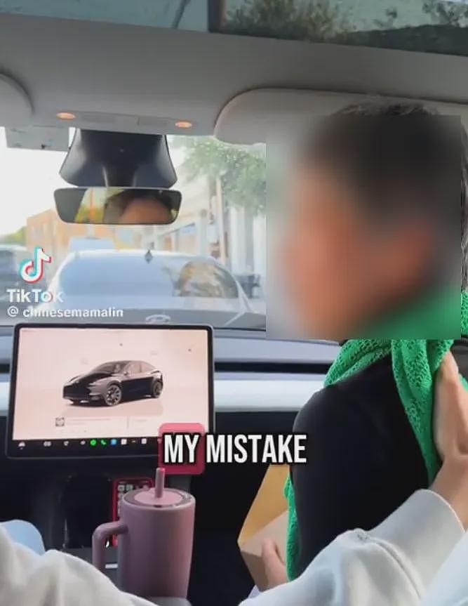 华裔女生和白人丈夫请妈妈吃饭,却让她在车里等俩人吃完再打包,网友破防,妈妈发声(组图) - 1