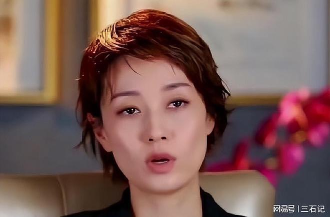 放飞自我?和女儿“抢男人”?49岁的马伊琍终于还是说实话了(组图) - 26
