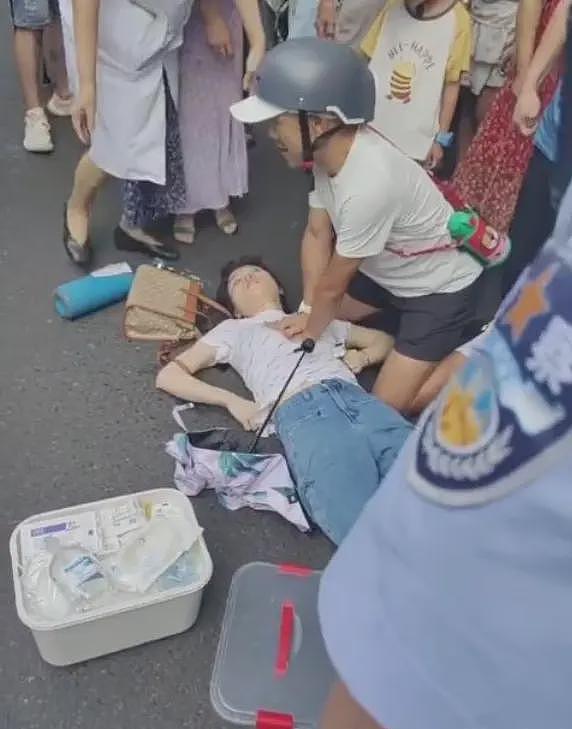 男子救人被质疑袭胸后续！质疑者被扒，漂亮身材好，是个擦边博主（组图） - 3