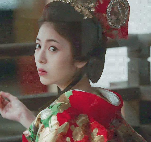 00后最美小花、杰尼斯顶流爱豆恋情曝光？男方洁癖狂魔，愣是留女方过夜了...（组图） - 10