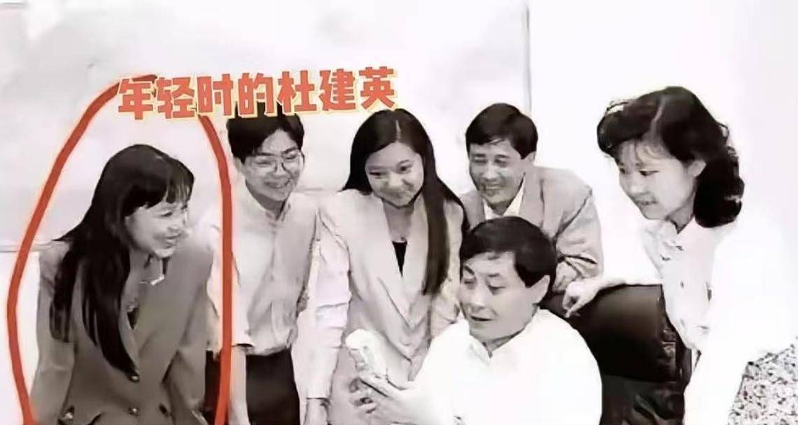 官方报道宗庆后3个私生子信息!长子从事金融投资,小儿子已成年(组图) - 2