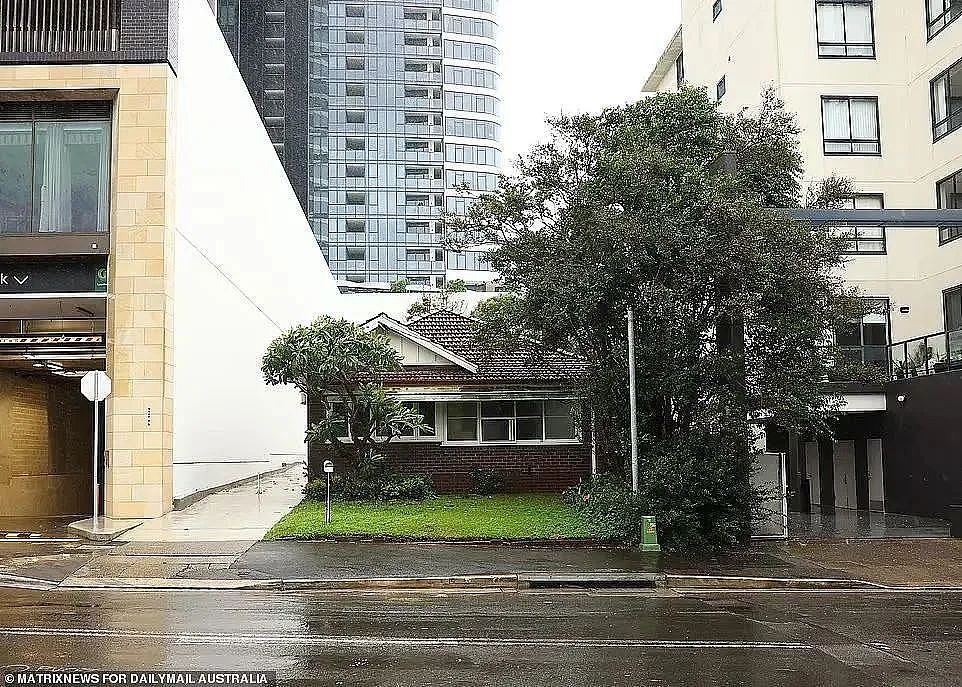 惊呆了!悉尼华人区“钉子户”卖出逆天高价!很多人每天路过,你或许也看过这房子...(组图) - 11