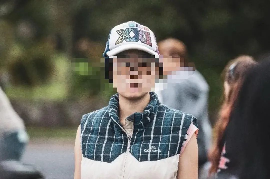奥克兰公交车内惊现男子尸体;华人中介“骗同胞”,被曝光!吊销执照;新西兰污染鸡肉感染飙升70%,9000人住院60人死亡(组图) - 14