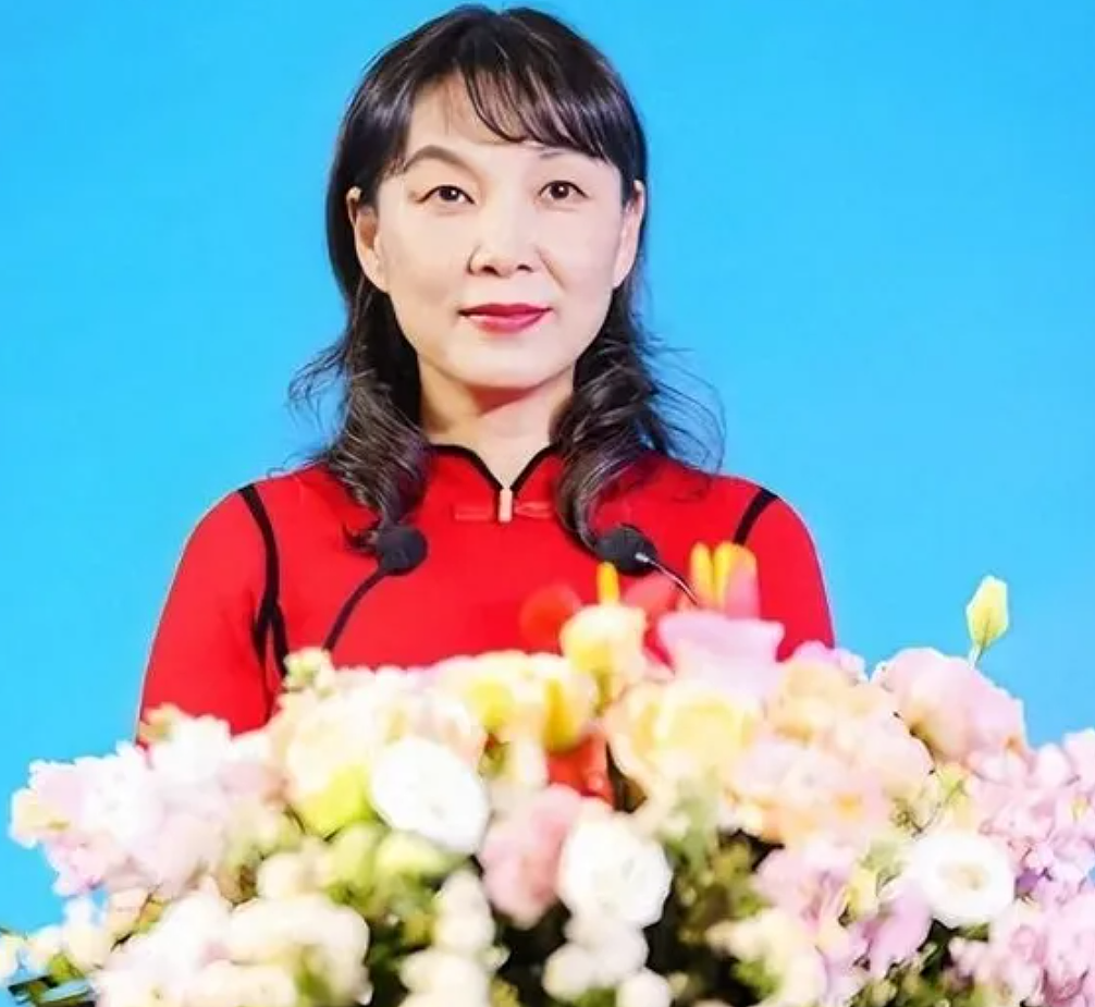 知情人士：宗庆后不止4个孩子，宗馥莉曾以绝食的方式逼父亲妥协（组图） - 2