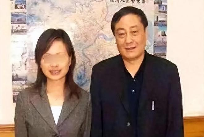 塌房！宗庆后有6个私生子，4个生母身份曝光，宗馥莉股权恐不保？（组图） - 16