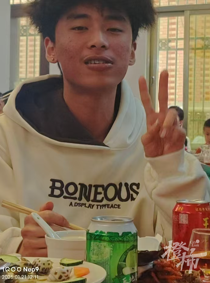 广东16岁男孩被骗至缅甸失联33天！爸爸每天靠安眠药入睡，“希望园区不要伤害他”（组图） - 2