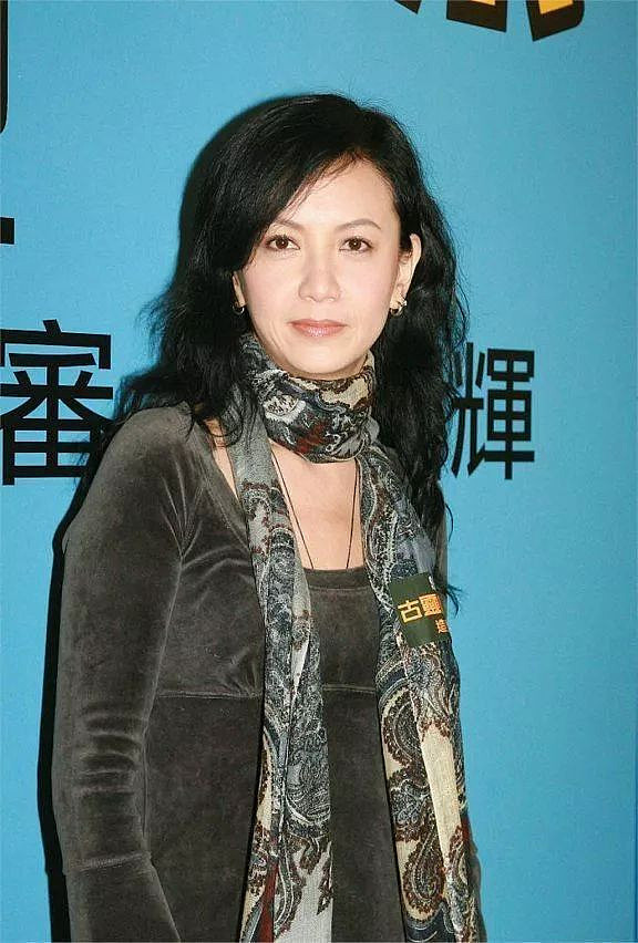 与梁朝伟同居了6年分手,独自抚养儿子长大(组图) - 18
