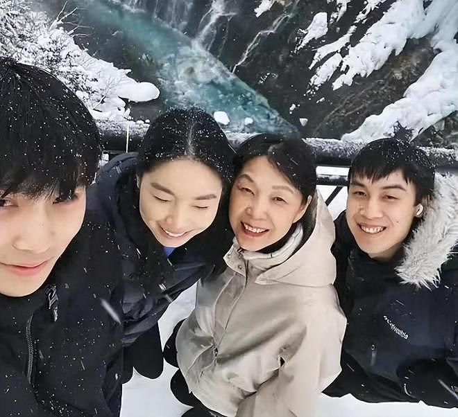 塌房！宗庆后有6个私生子，4个生母身份曝光，宗馥莉股权恐不保？（组图） - 3