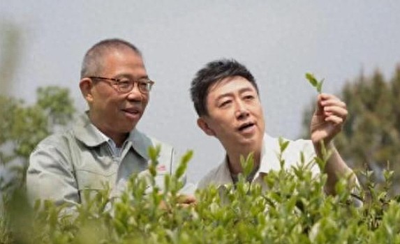 娃哈哈遗产大战让钟睒睒口碑翻盘！网友：商界一股清流（组图） - 1