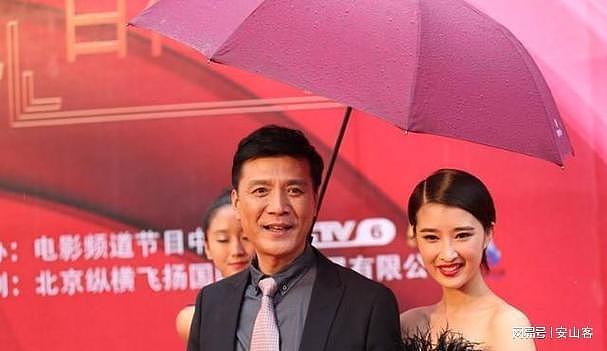 儿女都是债，闺女离婚儿子大龄单身，58岁茹萍风光背后也难逃辛酸（组图） - 32