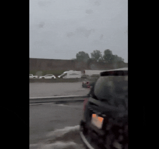 纽约突遭雷暴狂袭!创下史上第二强降雨记录!暴雨倾城,地铁被困,交通瘫痪(组图) - 9