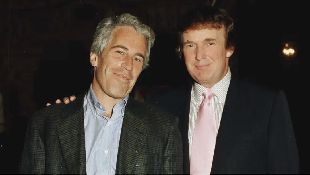 “软骨头、屁话”!特朗普怒斥铁粉!这份名单成政治核弹,MAGA炸了(组图) - 5