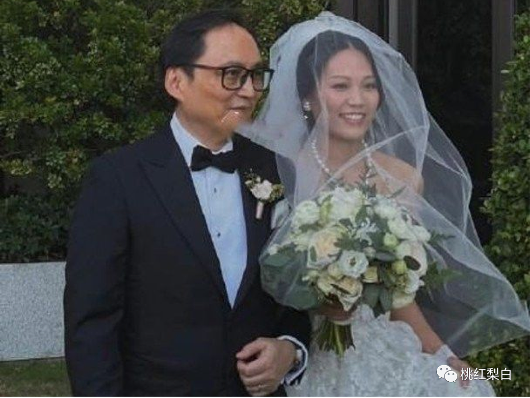 张学友支持、何超琼捧场!他到底什么来头?其母才是真正的豪门狠角色?(组图) - 28