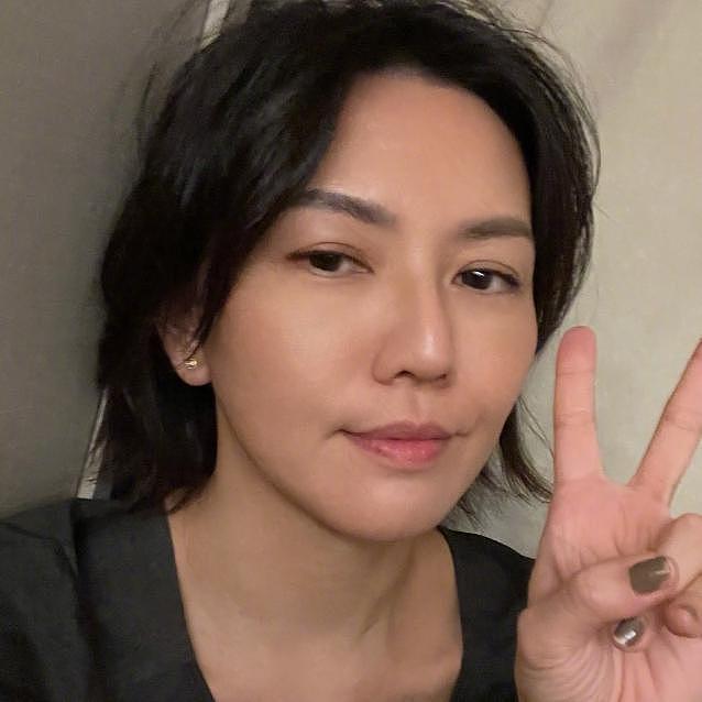 韩红发文暴露孙燕姿的真实人品,这次,她让整个娱乐圈“沉默”了(组图) - 23