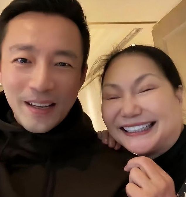 S妈按捺不住,再发文沦为“笑话”,具俊晔成调侃对象,小菲乐了(组图) - 3