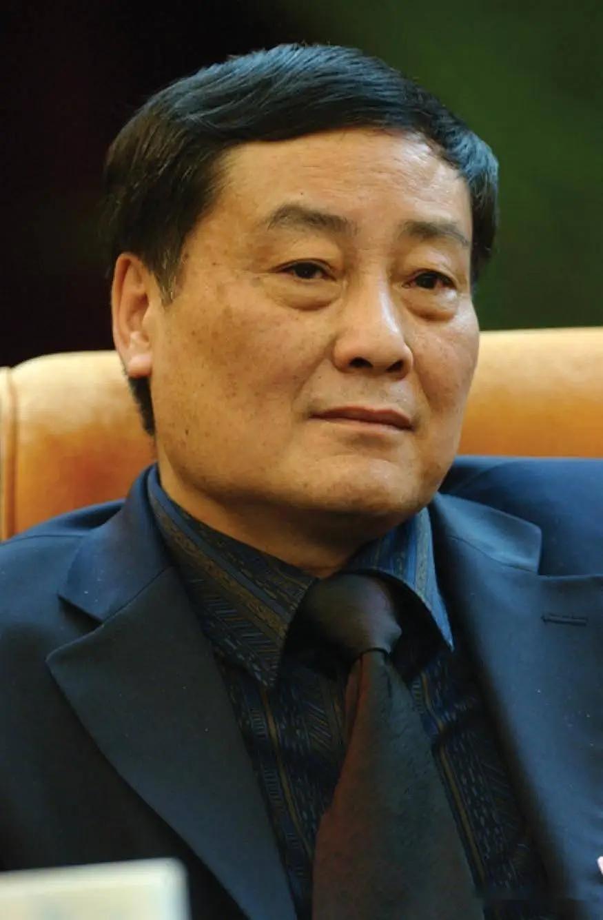 人设崩塌！宗庆后被曝七子女，葬礼宗继昌捧灵，女儿强势有原因（组图） - 9