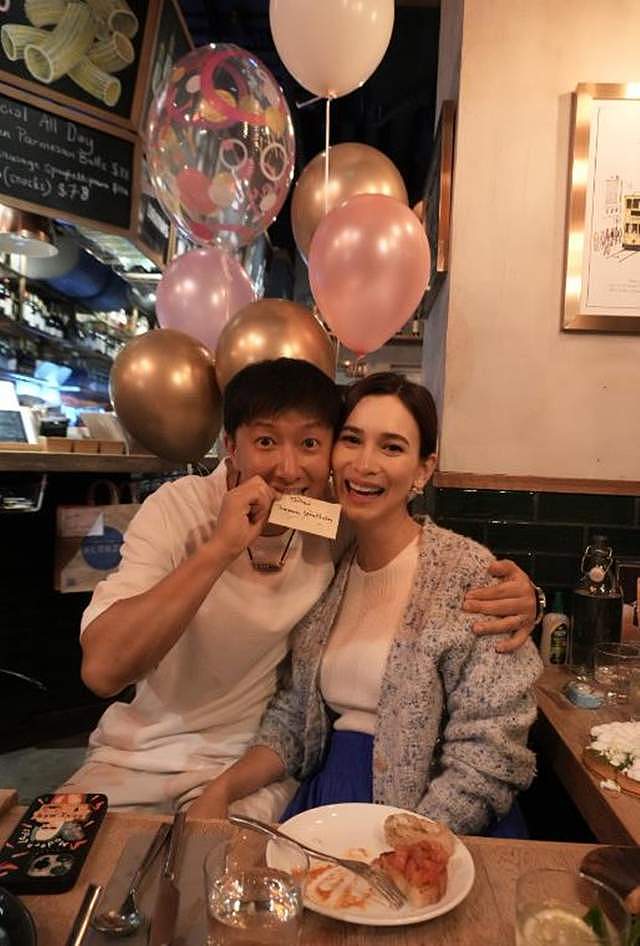 卢靖姗公开二胎预产期，挺大孕肚健身还抱着30斤的女儿，状态真好（组图） - 8